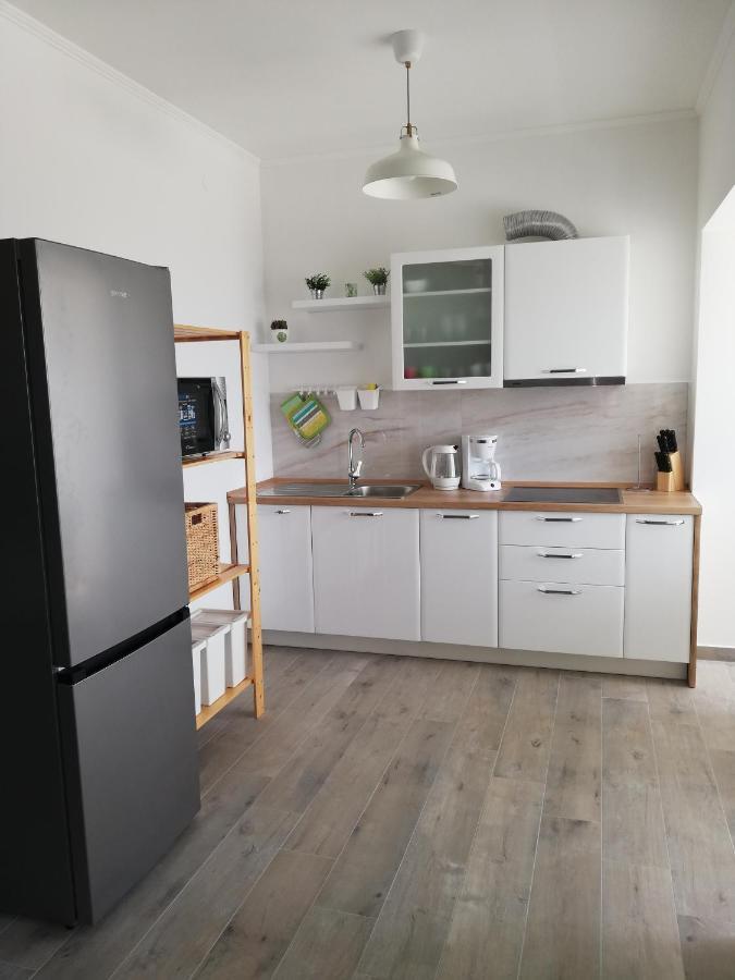 Apartments Tinjarosa Mundanije Екстер'єр фото