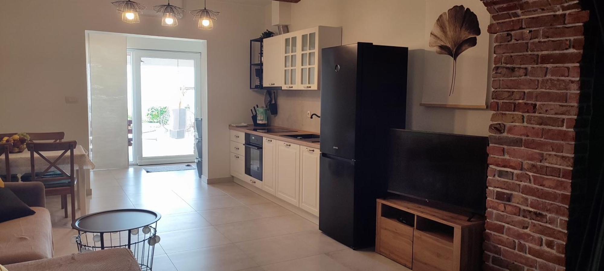 Apartments Tinjarosa Mundanije Екстер'єр фото
