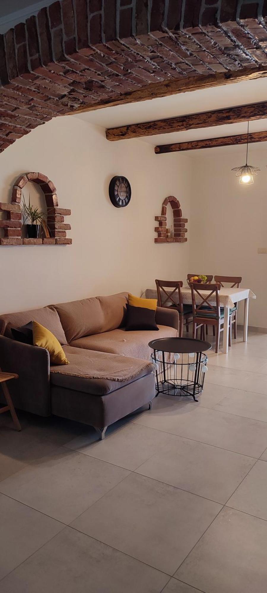 Apartments Tinjarosa Mundanije Екстер'єр фото
